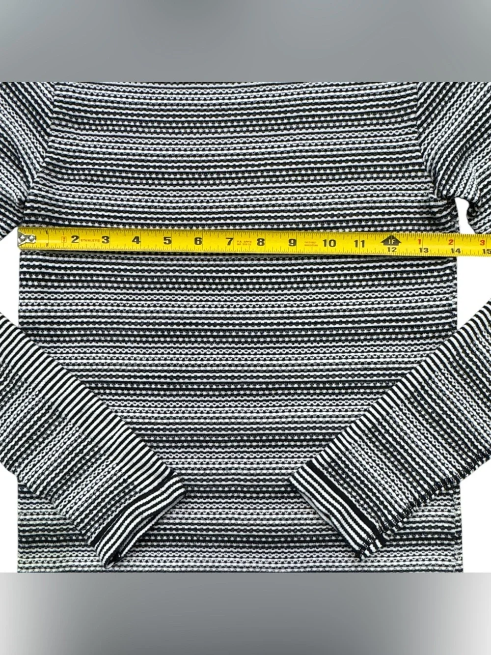 Athleta Black and White Striped Open-Knit Long Sleeve Top – Size Small